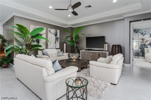 4664 Abaca Cir, NAPLES, FL, 34119-9826 | Card Image