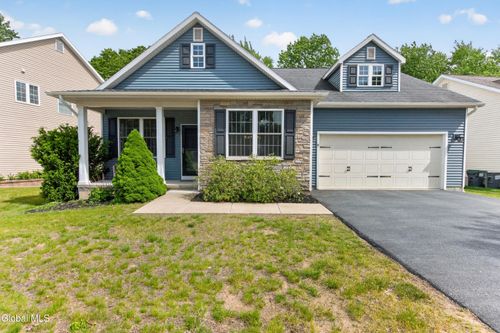 9 Forestbrook Dr, Ballston Lake, NY, 12019-1731 | Card Image