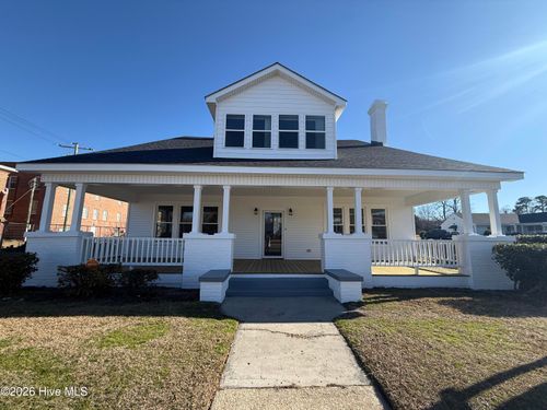 402 College St, Clinton, NC, 28328-4010 | Card Image