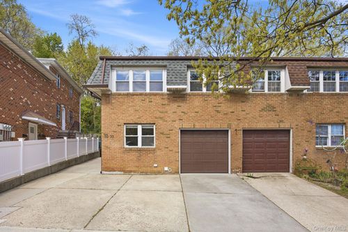 6933 Little Neck Pkwy, Glen Oaks, NY, 11004-1053 | Card Image