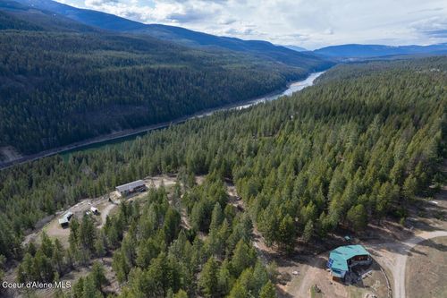 79714 Highway 2, Moyie Springs, ID, 83845-5054 | Card Image