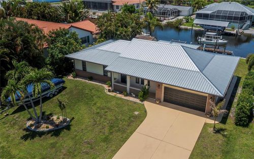 520 Boardman Dr, Punta Gorda, FL, 33950-7325 | Card Image