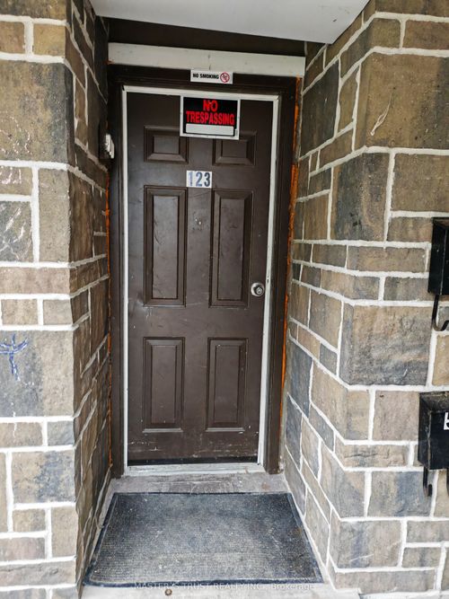 3-356 Barrie Rd, Orillia, ON, L3V2R9 | Card Image