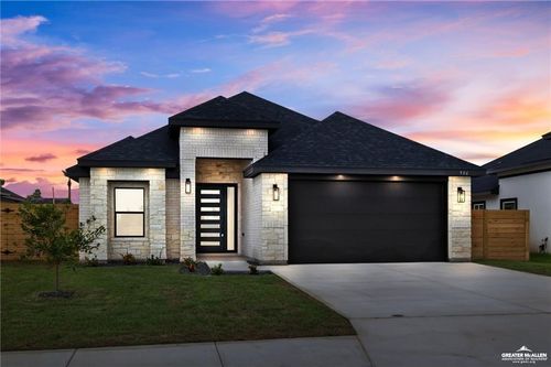 906 La Laguna Rd, Mission, TX, 78572-1310 | Card Image