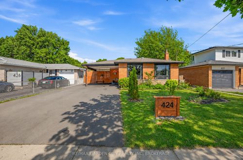 424 Vine St, St. Catharines, ON, L2M3S7 | Card Image