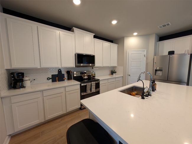 3030 Charyn Way, House other with 4 bedrooms, 4 bathrooms and 2 parking in New Braunfels TX | Image 7