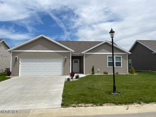485-485 Myah Dr, Fremont, OH, 43420-7304 | Card Image