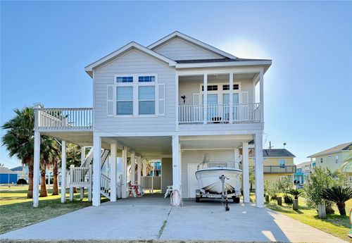 981 Nassau Dr, Crystal Beach, TX, 77650 | Card Image