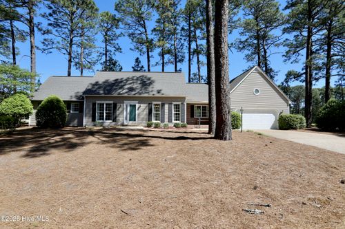 20 Baltusrol Ln, Pinehurst, NC, 28374-9692 | Card Image