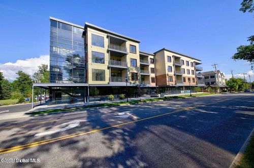 unit-208-116 West Ave, Saratoga Springs, NY, 12866-6199 | Card Image