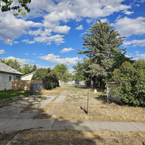 7 N 2nd Ave E, Three Forks, MT, 59752-9009 | Card Image