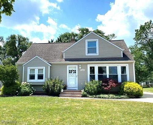5384 Huron Road, Lyndhurst, OH, 44124 | Card Image