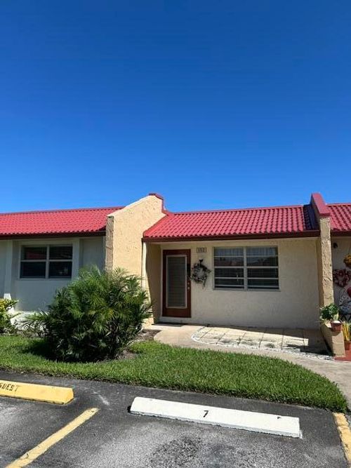 153 Lake Anne Dr, West Palm Beach, FL, 33411-2141 | Card Image