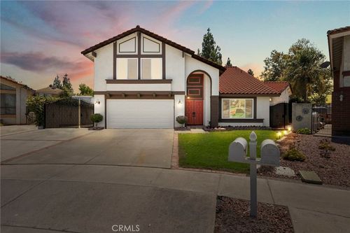 754 Stanford Cir, Placentia, CA, 92870-5100 | Card Image