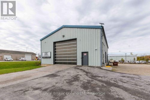 2280 20th Ave E, Owen Sound, ON, N4K0G8 | Card Image