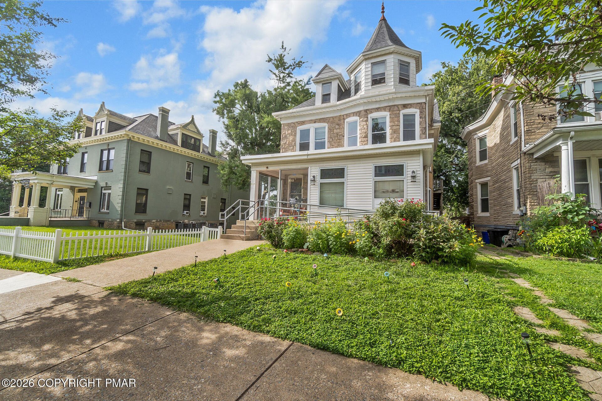 Residential Income in Easton 3