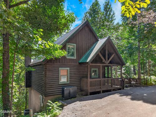 550 Wildwood Forest Way, Sevierville, TN, 37876 | Card Image