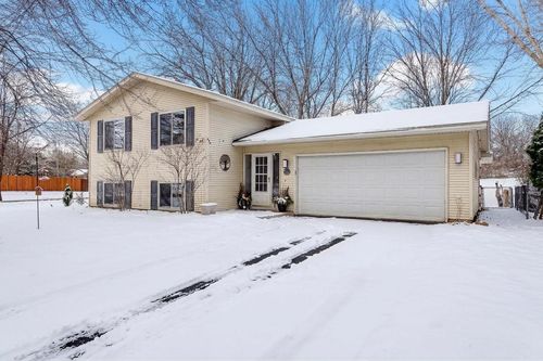 8556 Hiawatha Ave, Eden Prairie, MN, 55347-1550 | Card Image