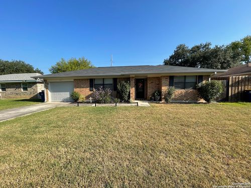 127 Sioux Cir, Cibolo, TX, 78108-3608 | Card Image