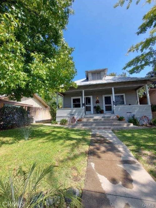 136 Grand Ave, Monrovia, CA, 91016-2302 | Card Image