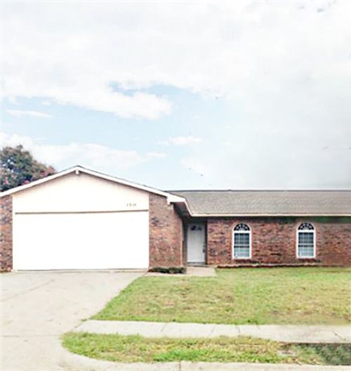 3924 Hunters Trl, Mesquite, TX, 75150-4551 | Card Image