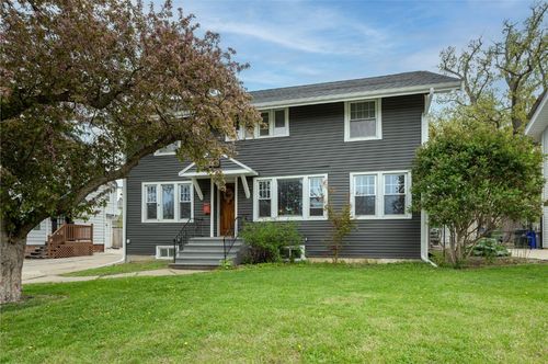 394 25th St Se, Cedar Rapids, IA, 52403-2905 | Card Image
