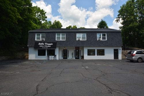 2-14 Oak Ridge Rd, Newfoundland, NJ, 07435-1450 | Card Image