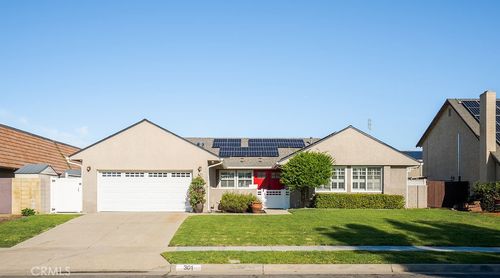 301 Bagnall Ave, Placentia, CA, 92870-1904 | Card Image