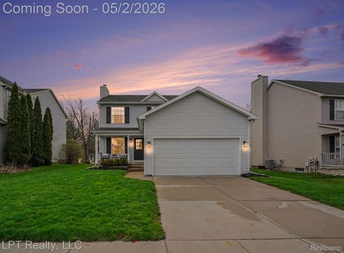 406 Mill Pond Dr, Fenton, MI, 48430-2334 | Card Image