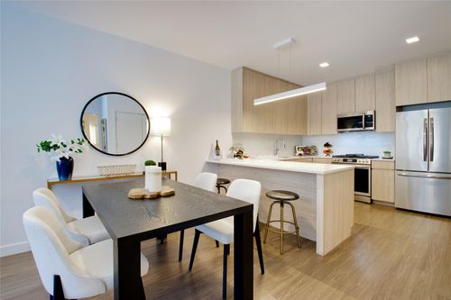 apt-406-333 Warner Ave, Roslyn Heights, NY, 11577-1096 | Card Image