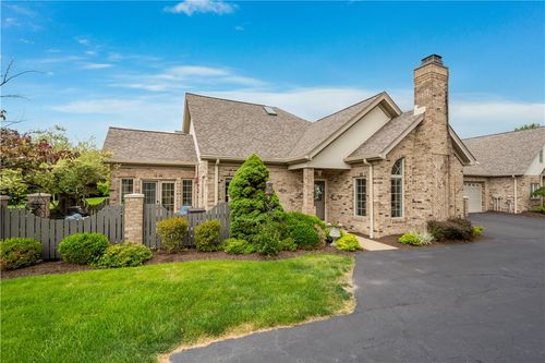807 Cherry Hill Dr, Presto, PA, 15142-1547 | Card Image