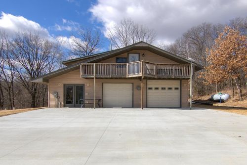 814 County Road Tt, MONDOVI, WI, 54755-7510 | Card Image
