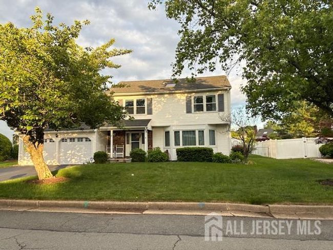 5 Wetherhill Way, House other with 4 bedrooms, 3 bathrooms and null parking in Dayton NJ | Image 6