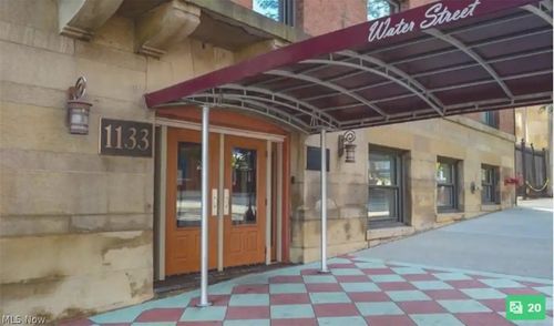 apt-323-1133 W 9th St, Cleveland, OH, 44113-1097 | Card Image