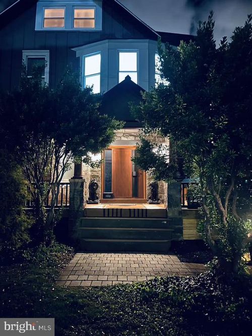 123 Bryn Mawr Ave, BALA CYNWYD, PA, 19004-3012 | Card Image