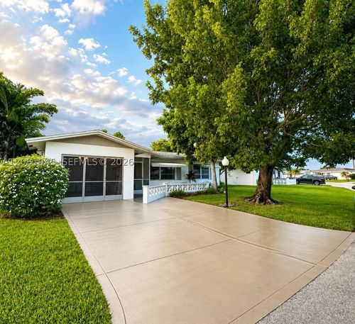 5156 Michael Dr, West Palm Beach, FL, 33417-1018 | Card Image