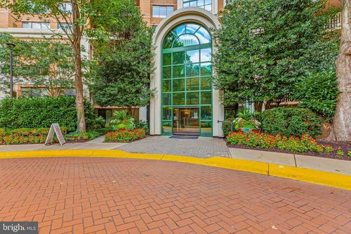 902-10101 Grosvenor Pl, ROCKVILLE, MD, 20852-4674 | Card Image