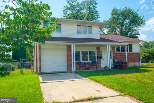 944 Shank Rd, DOVER, DE, 19904-6823 | Card Image