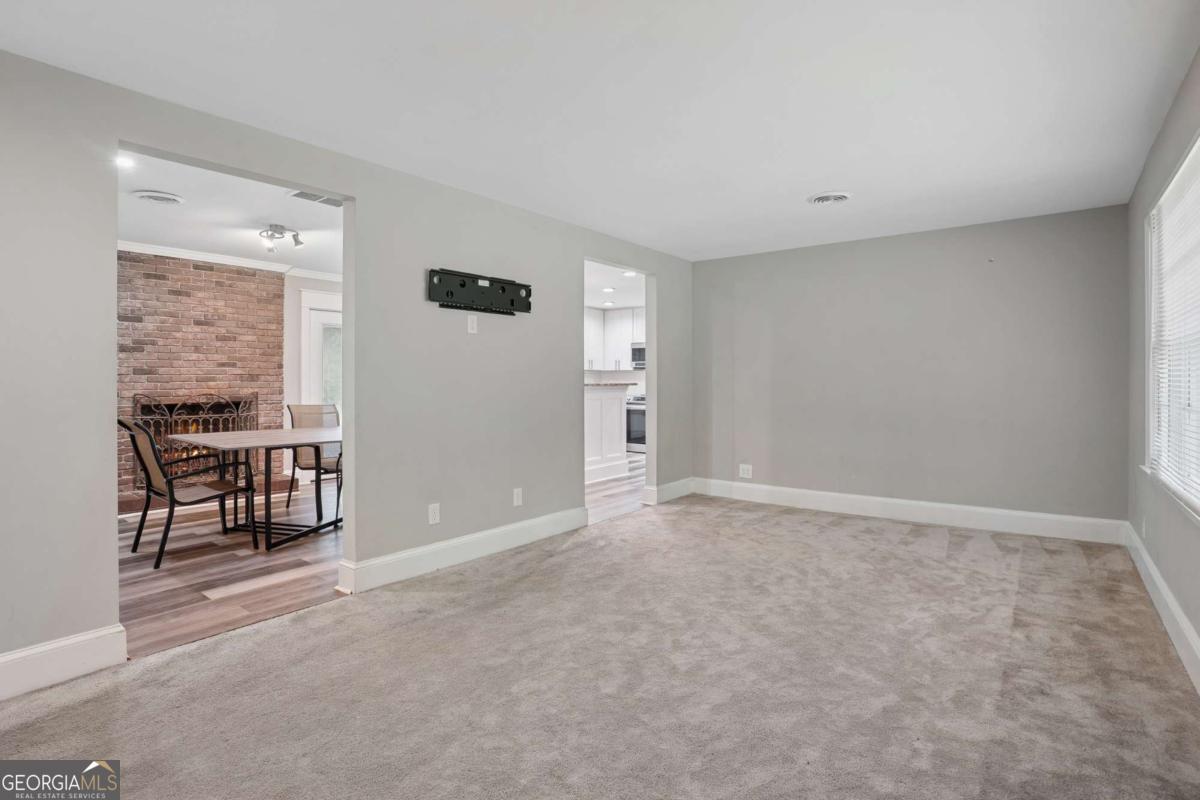 Residential in Ellenwood 5
