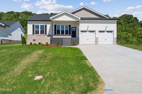 833 Granby Rd, Kingsport, TN, 37660-6928 | Card Image