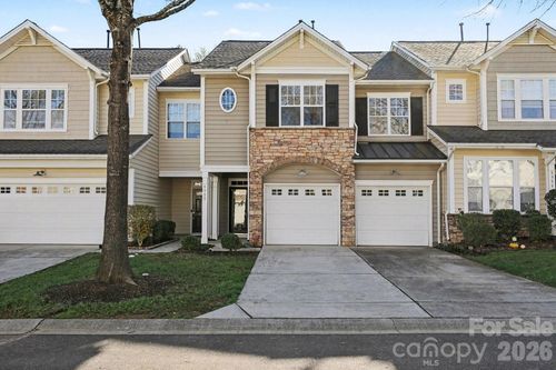 5955 Pale Moss Ln, Charlotte, NC, 28269-6242 | Card Image