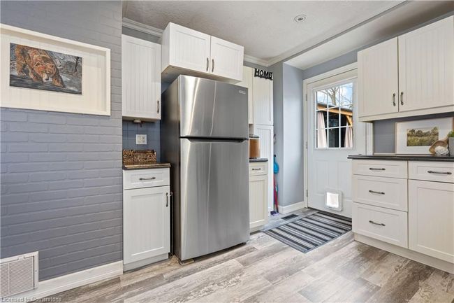 108 Nelson St E, House other with 3 bedrooms, 1 bathrooms and 3 parking in Port Dover ON | Image 10