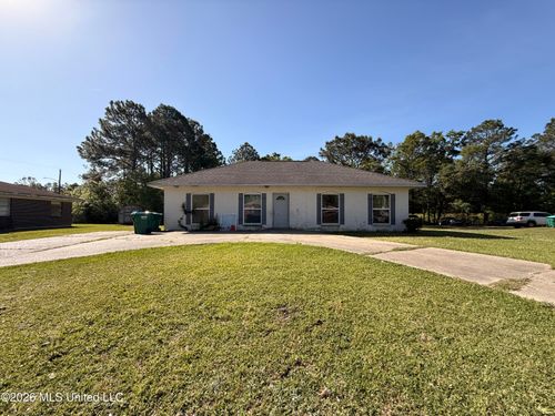 82 Holly Circle, Gulfport, MS, 39501 | Card Image
