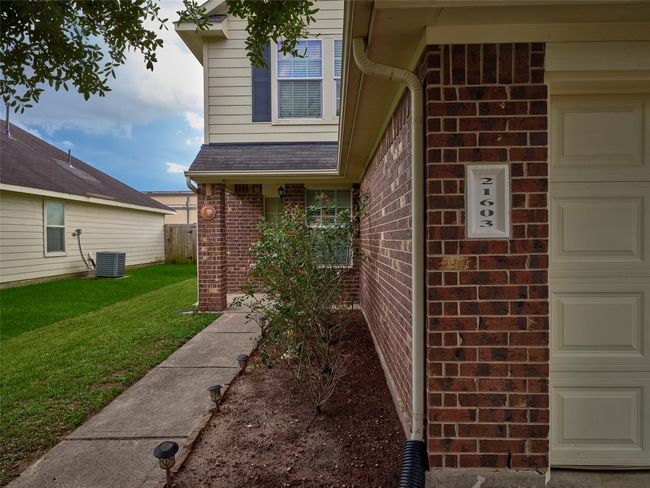 21603 Micheala Way, House other with 3 bedrooms, 3 bathrooms and 2 parking in Humble TX | Image 41