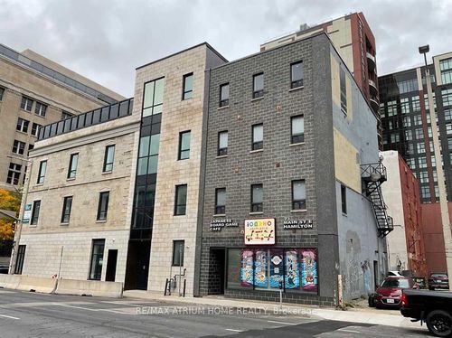 {{alt}} | Card Image