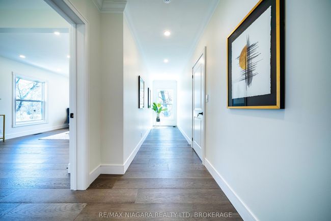 269 King St, House other with 4 bedrooms, 6 bathrooms and 4 parking in Niagara on the Lake ON | Image 32