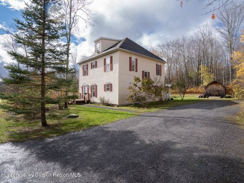 77 Brookside Dr, Tannersville, NY, 12485-7747 | Card Image