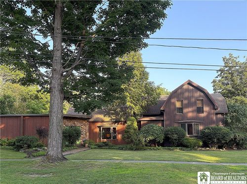 24 W 2nd St, Westfield, NY, 14787-1222 | Card Image
