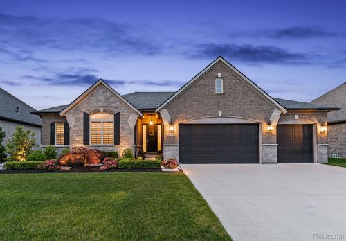21959 Majestic Dr E, Macomb, MI, 48044-1167 | Card Image