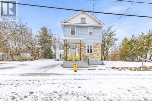 190 Queen Street, Killaloe, Hagarty and Richards, ON, K8A2A0 | Card Image